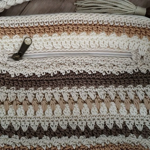 Croft and Barrow Crochet Purse - Picture 2 of 7